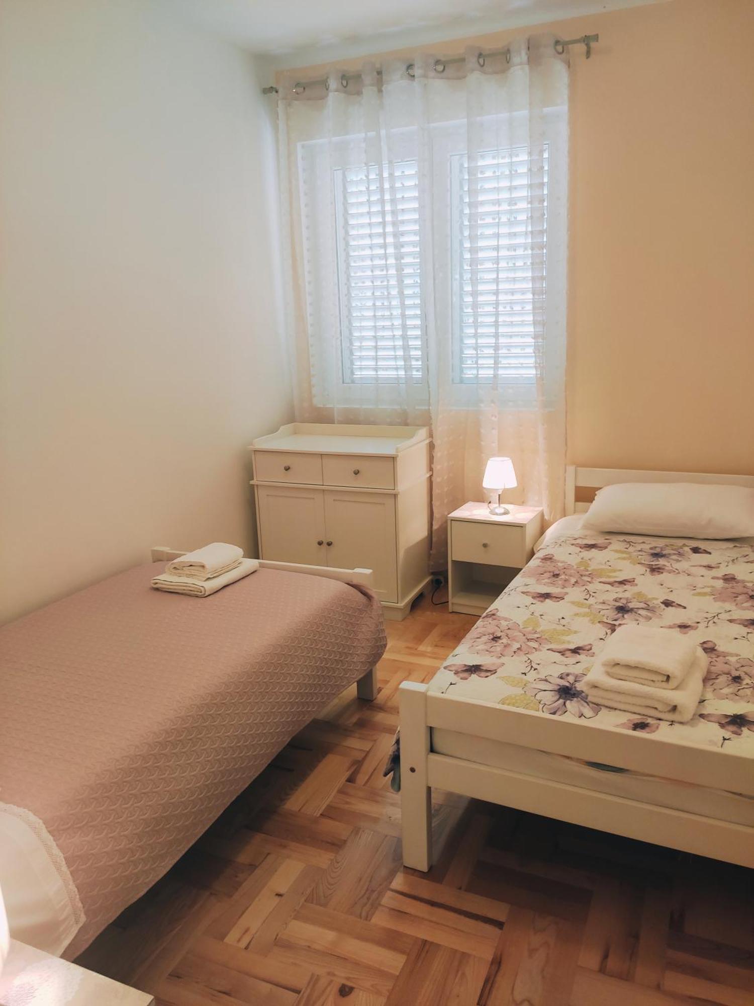 Siesta Apartments 시베니크 외부 사진