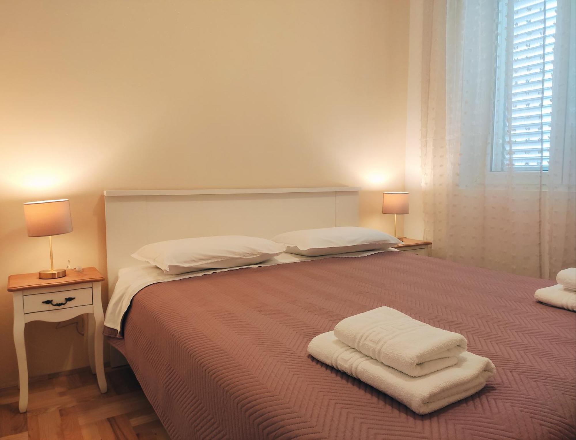 Siesta Apartments 시베니크 외부 사진